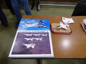 Jerry Jackson's 1/72 F-16D along with some source material