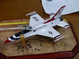 Jerry Jackson's 1/72 Hasegawa F-16D