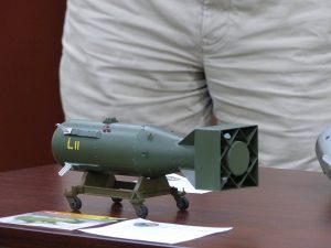 Tony Beres also brought in this 1/12 "Little Boy" atomic bomb model by Masterpiece Model Tony Beres also brought in this 1/12 "Little Boy" atomic bomb model by Masterpiece Model