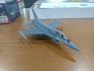 Marc Manuzon's Tamiya 1/72 F-16