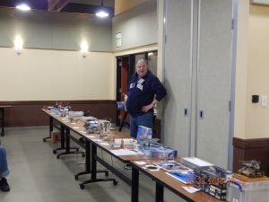 President Bob Ekstrom brought this month's meeting to order