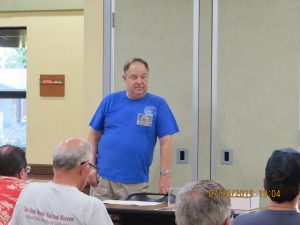 Club President Bob Ekstrom brings the meeting to order